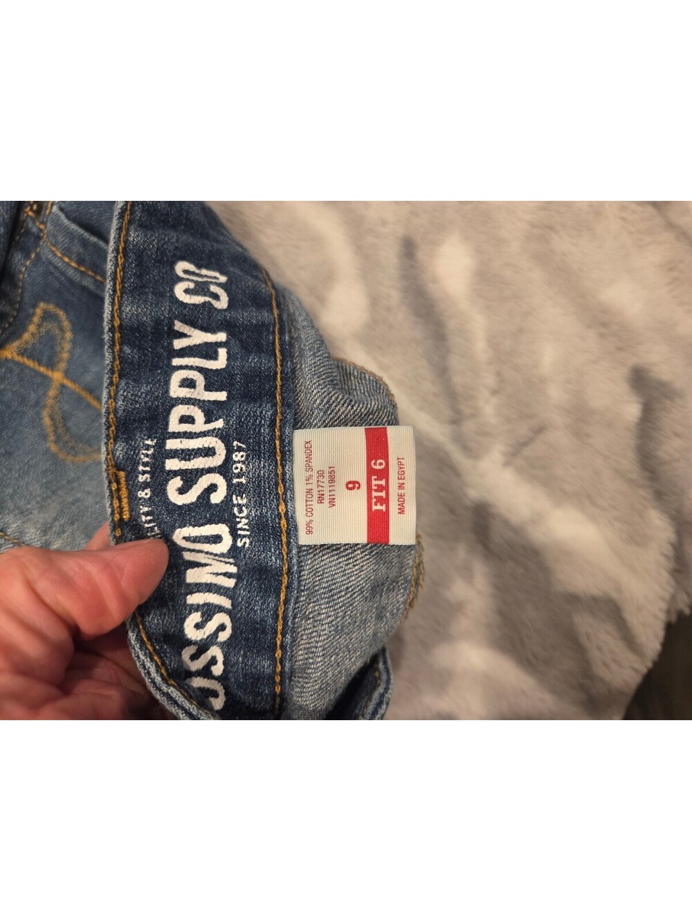 Mossimo Women's Denim Shorts Size 9 - Fit 6 Blue - Picture 6 of 8